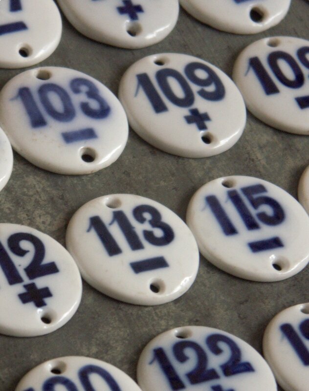 3013-11 Plaques porcelaines (2)