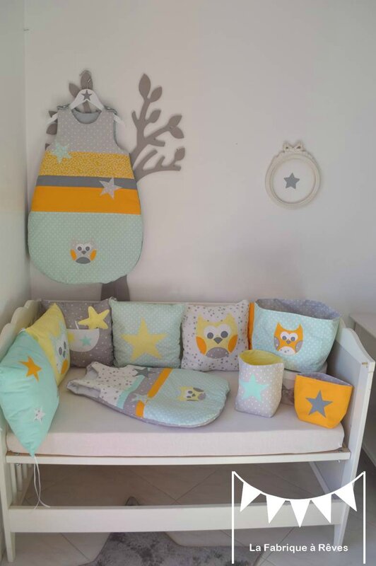 Cuisine Rouge Americaine : Girlystan chambre bébé grises et jaunes 13 sublimes chambres Cuisine Rouge Americaine : Girlystan chambre bébé grises et jaunes 13 sublimes chambres