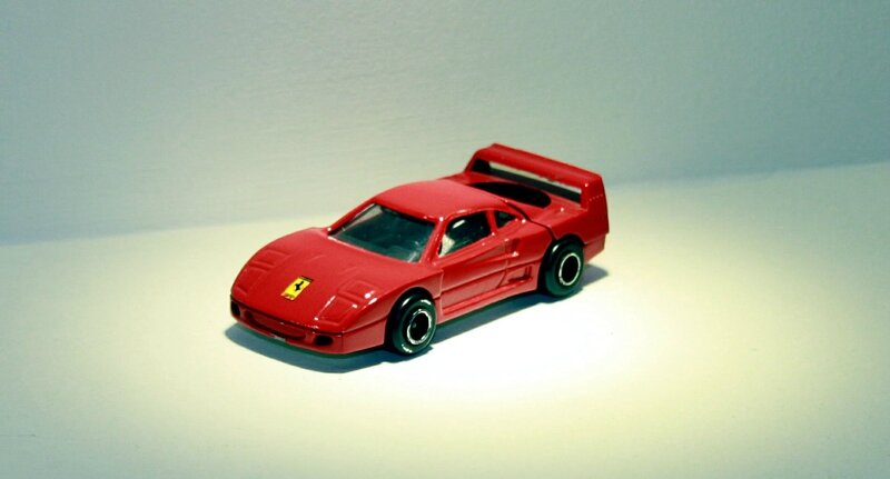 Ferrari F40 (Majorette) 01
