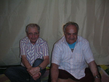 J-C. Drouilhet et Petelo, roi coutumier de Futuna