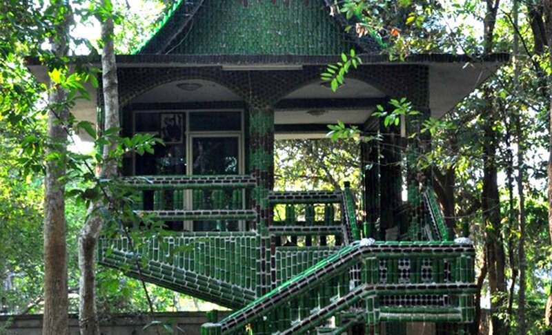 bottle -Wat-Pa-Maha-Chedi-Kaew