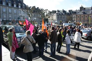 Avranches 1er mai 2012 rassemblement intersyndical place Littré parking