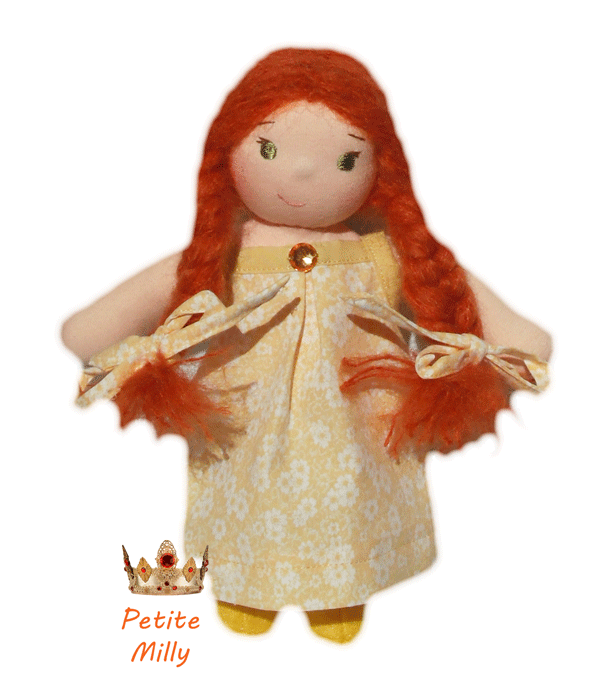 petite-poupée