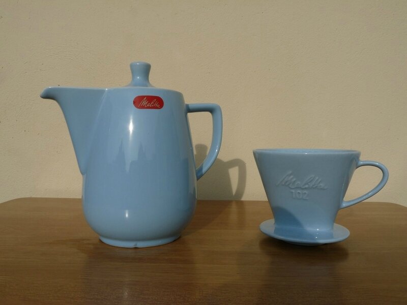 P1270504 Haut 21cms couvercle compris