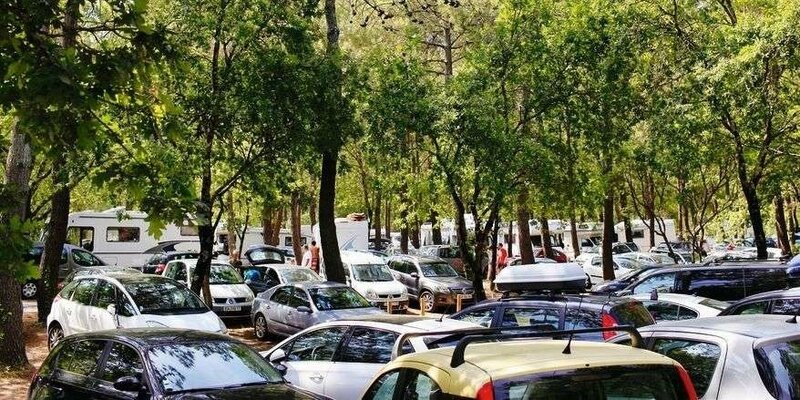 et-des-11-heures-le-parking-est-complet