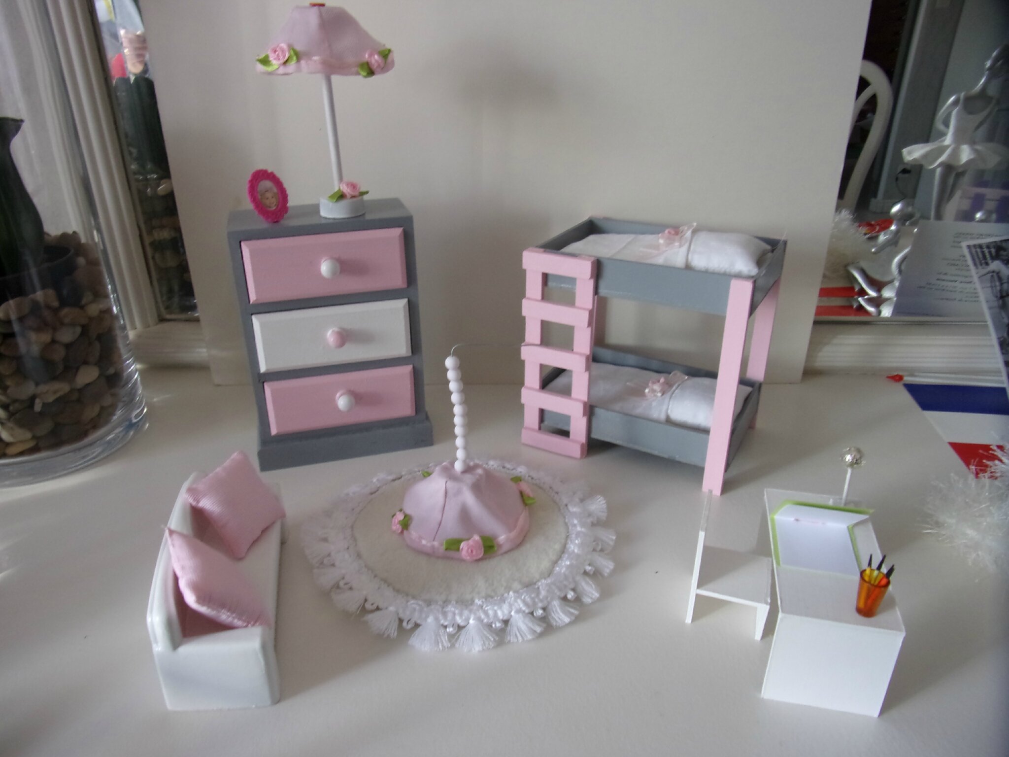 Réfection,fabrication, lumières, customisations meubles barbie, je ...
