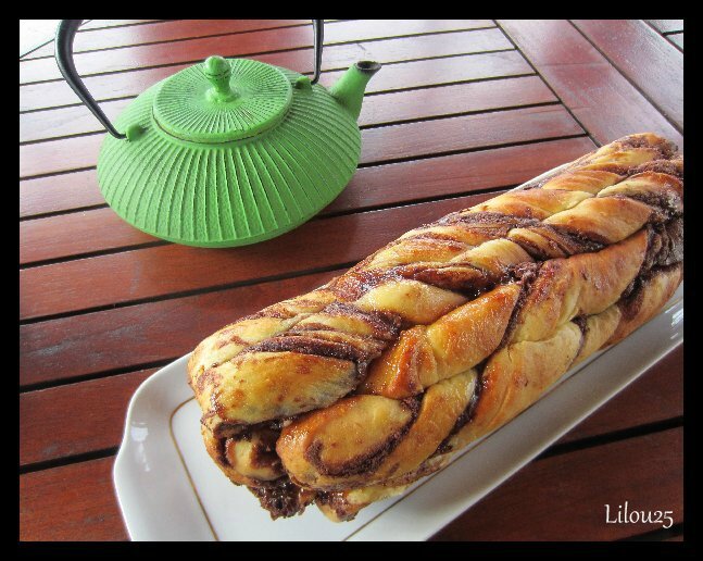Brioche tressée 93082919