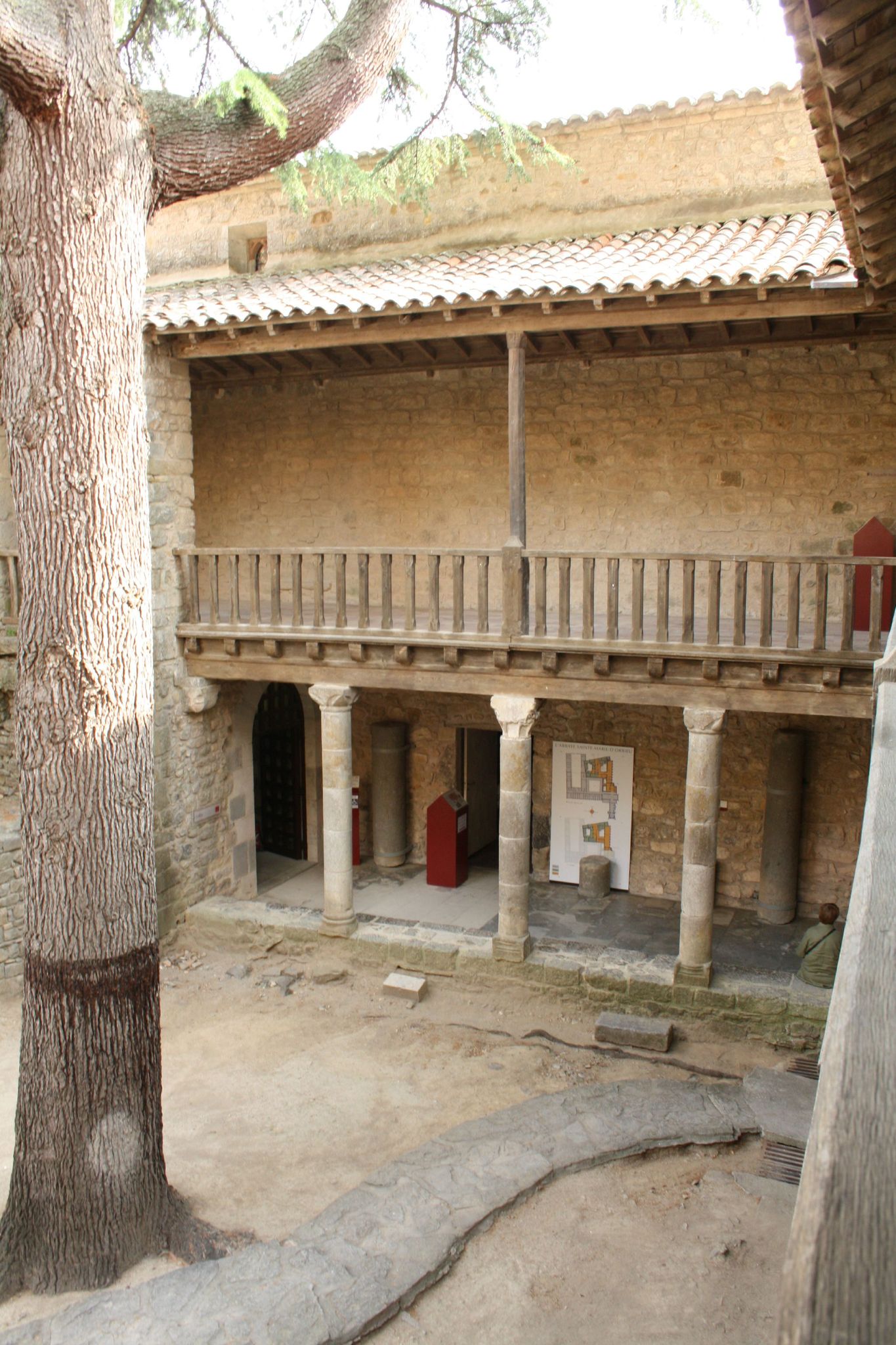 Lagrasse 103