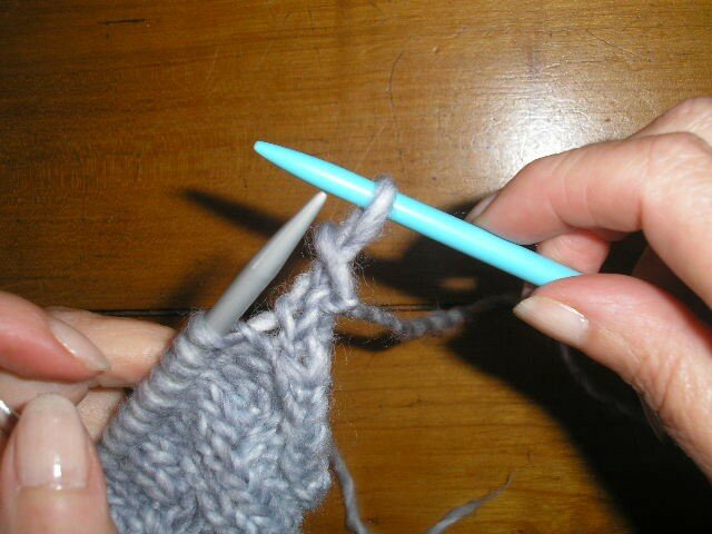 comment arreter des mailles en tricot