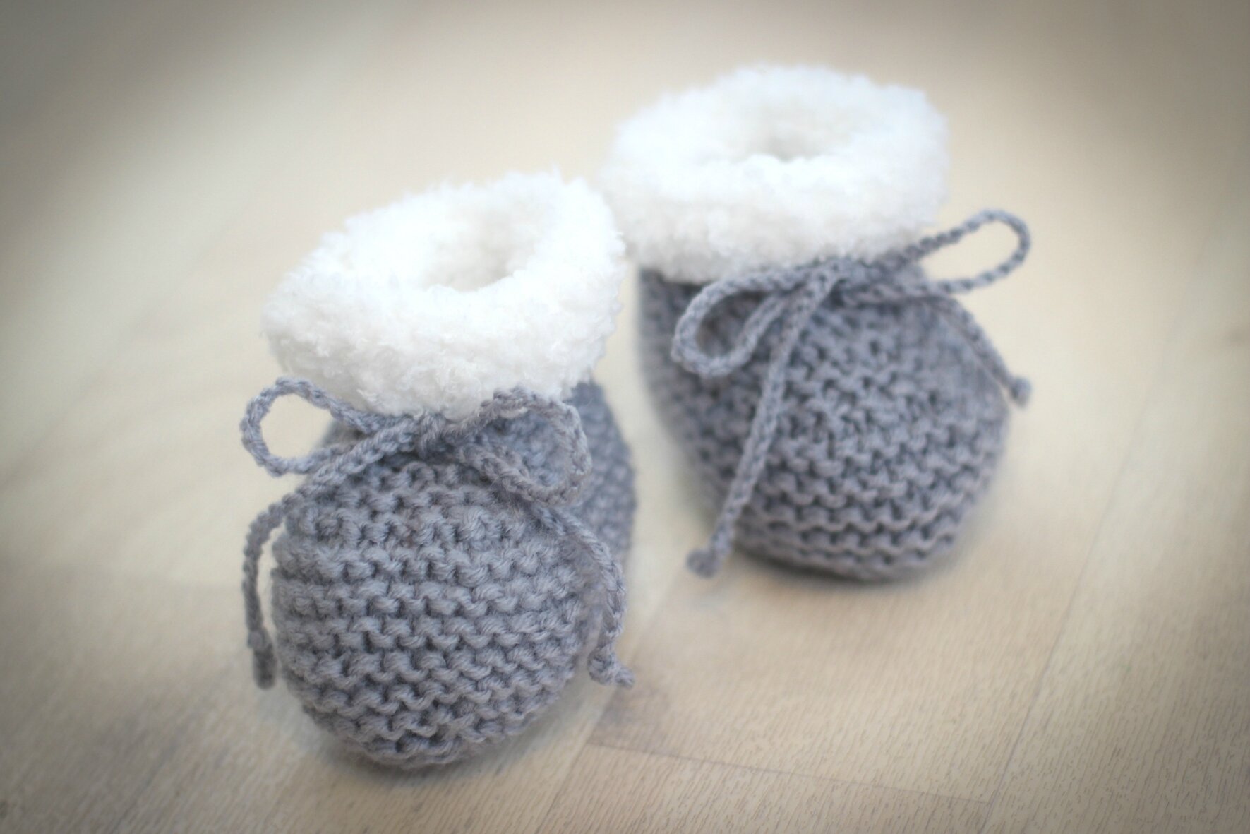 modeles gratuits de chaussons bebe a tricoter