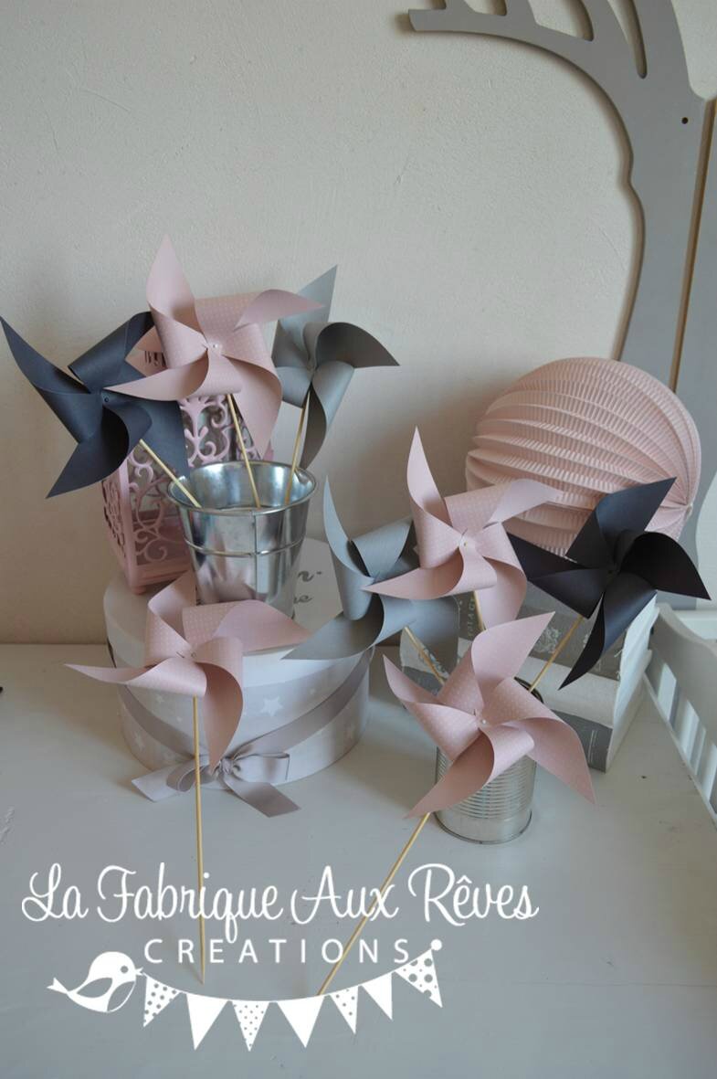 Moulins à vent rose pâle rose poudré gris mariage photobooth ...