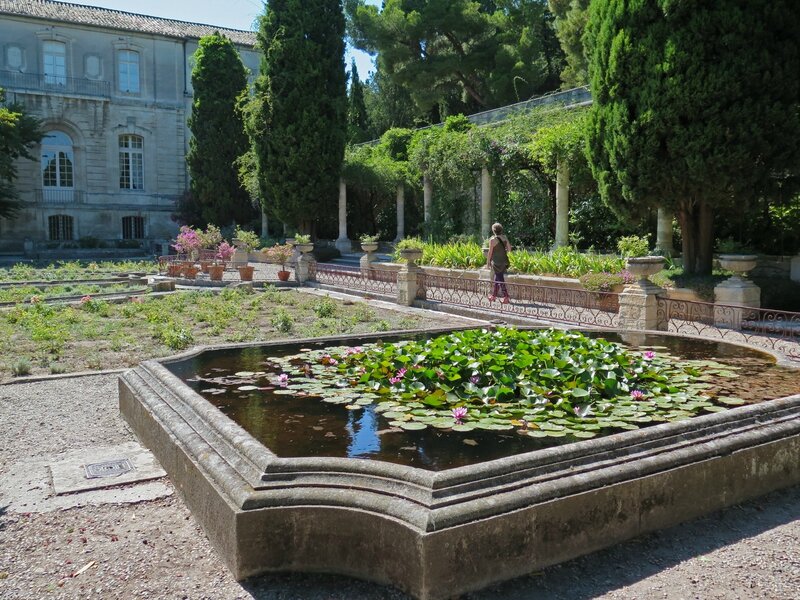 rencontre villeneuve les avignon