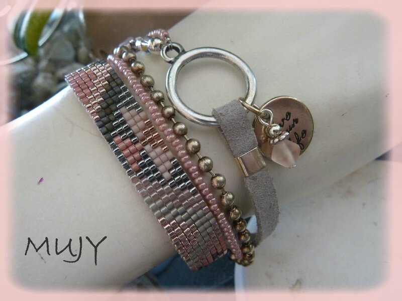 bracelet perles tissées rose et gris