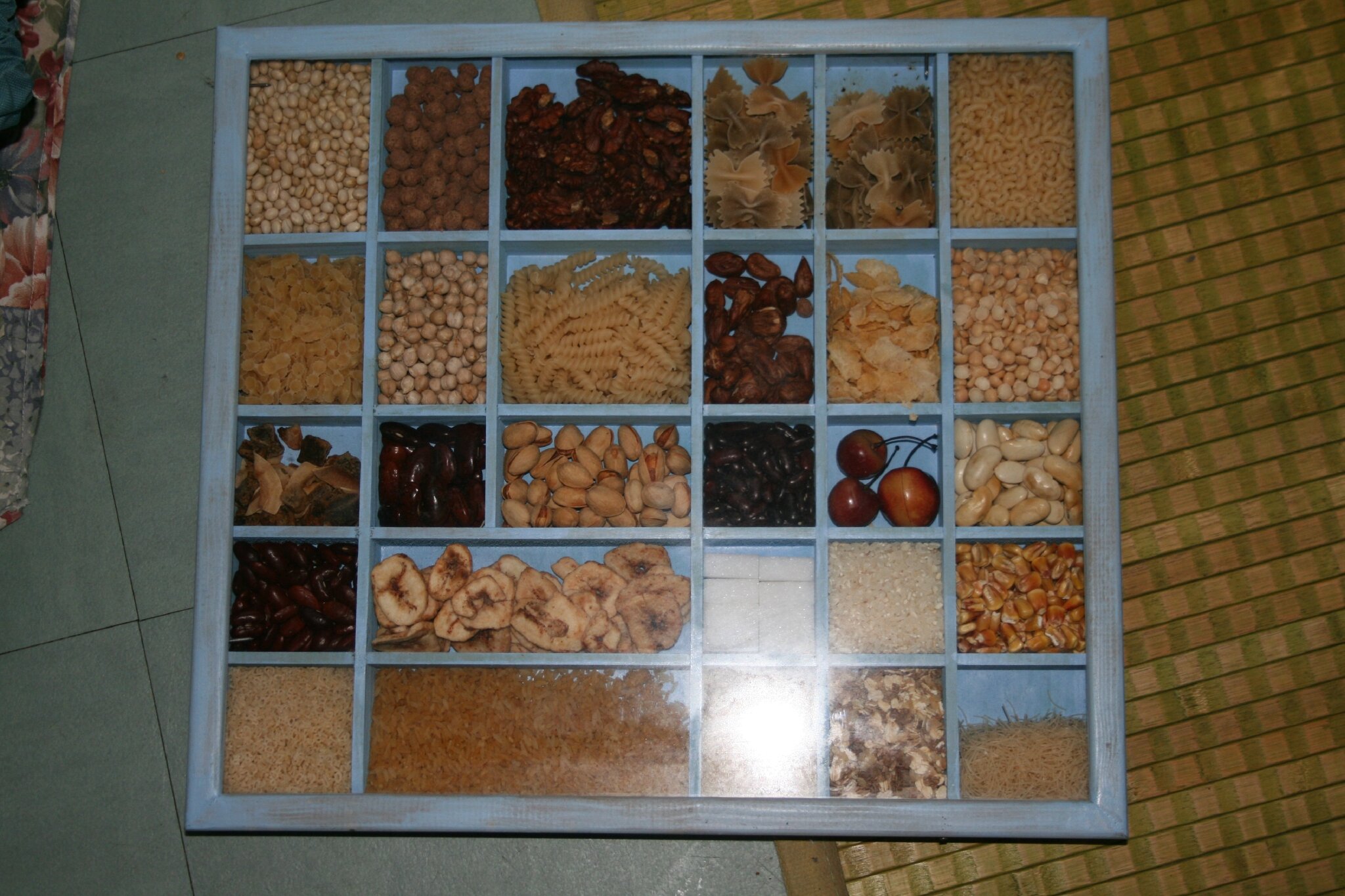 Vitrine spéciale cuisine... bricolaflo