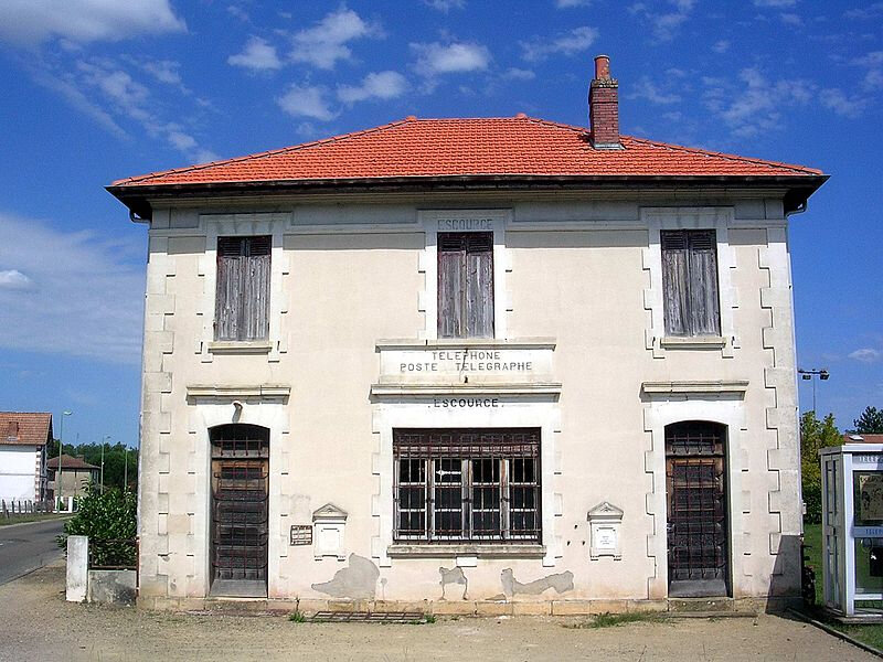 Photo-Escource-ancien-bureau-Poste-PTT