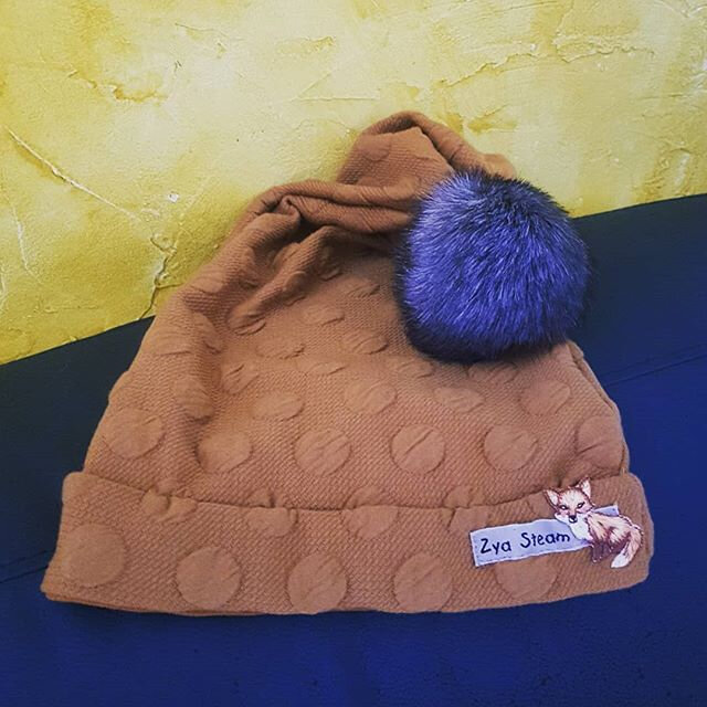 DIY. Faites Un Bonnet Rigolo Pour l'Hiver // Fun Hat For Winter 
