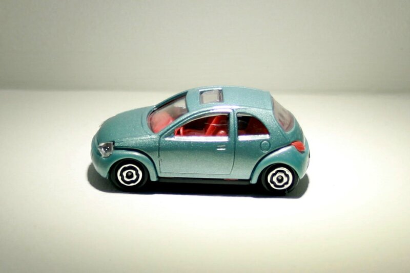 Ford Ka (Majorette) 02