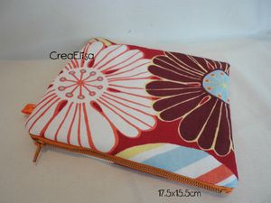 Pochette fleurs rouge