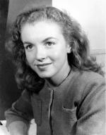 1946-01-model-frank_and_joseph-hair-H_Maier_studio-010-1
