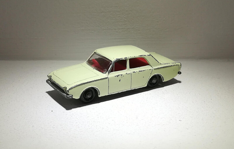 Ford Corsair (Matchbox) 01