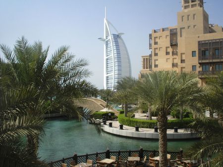 11 maîtresse Imane à Dubaï