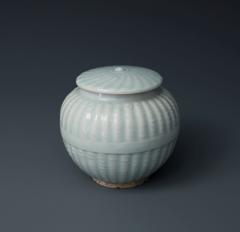 2021_HGK_20195_2805_000(a_qingbai_basket-form_jar_and_cover_song_dynasty065251)