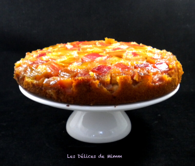 Gâteau à la rhubarbe
