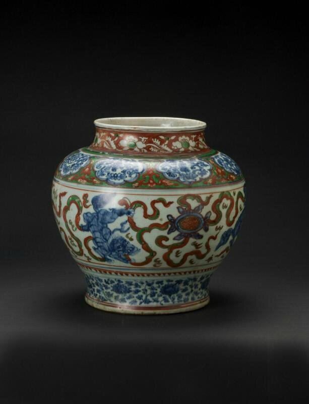 Jar with lions, Ming dynasty (1368-1644), Reign of the Zhengde emperor (1506-1521)