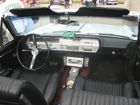 OldsmobileCutlass1964int