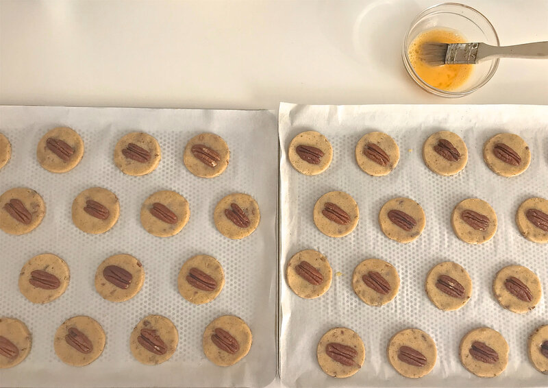 biscuits aux noix de pécan avant cuisson