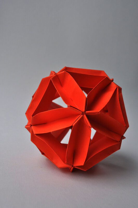 Origami Boule et Bill - Bibliothèques de Martigues