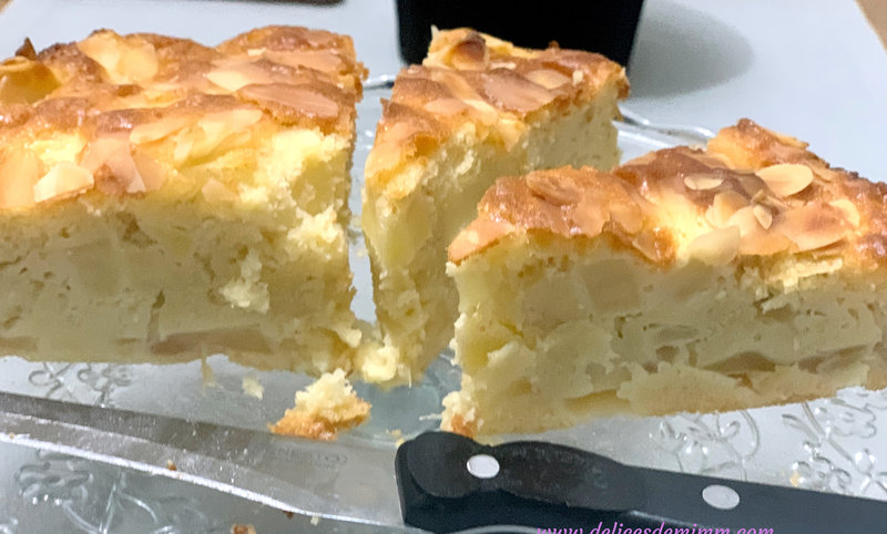 Gâteau aux pommes, rhum et amandes 4
