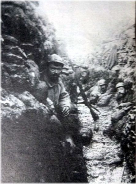 1916_tranchee_francaise