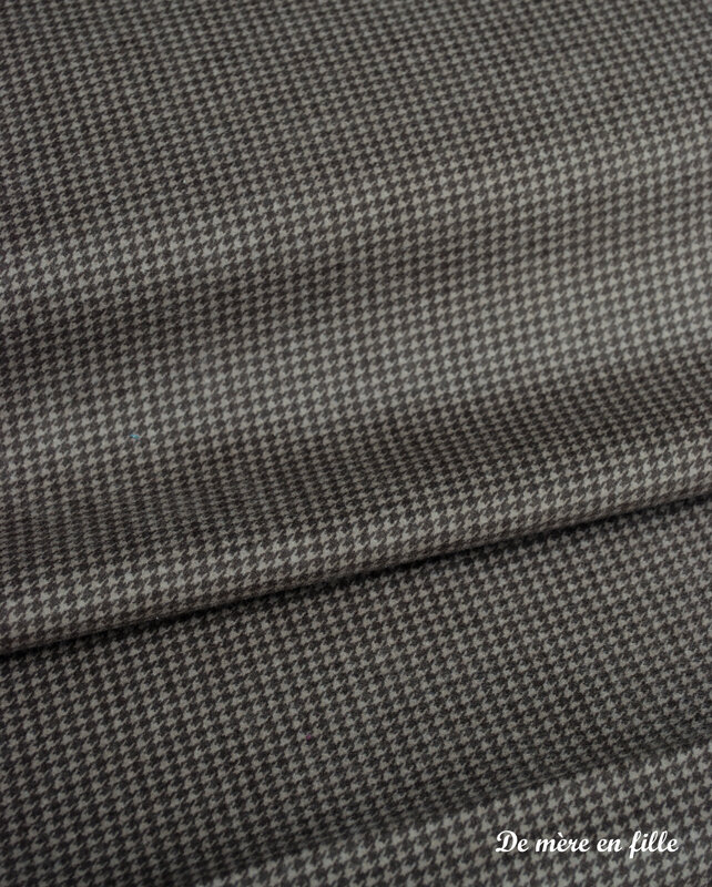 wool & needle 1252 14F