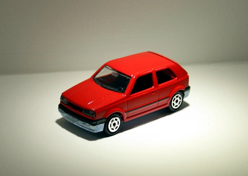 Vw golf (Majorette) 01