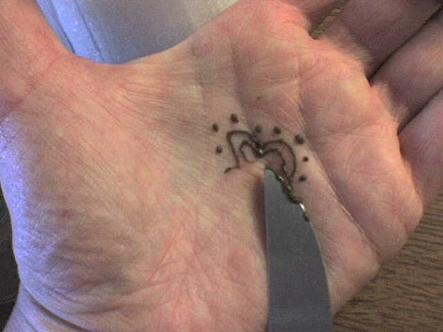 Tatouages au henné - mes petites fimoteries
