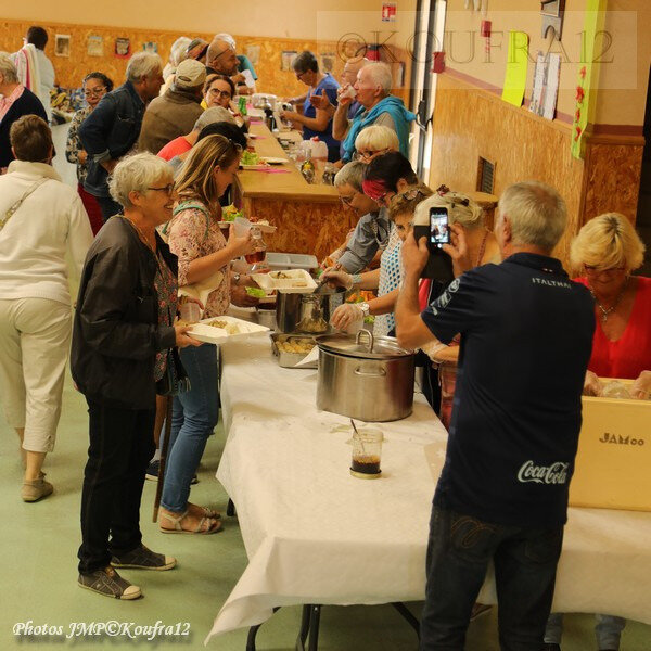 Photos JMP©Koufra 12 - St Félix - puces de couturières - 08092019 - 0152
