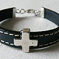Bracelet cuir Croix (bleu marine)