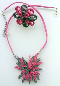 collier & bague quil fuchia gris 1