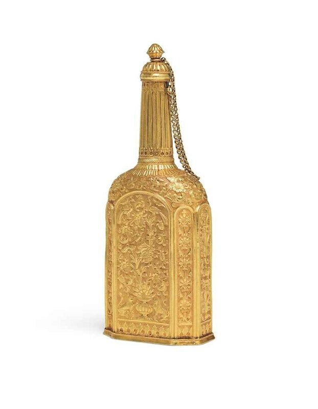 A repoussé and engraved gold flask, North India, second half 18th