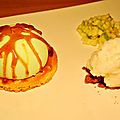 Mousse pomme verte sur sablé breton et caramel au beurre salé, sorbet au yaourt
