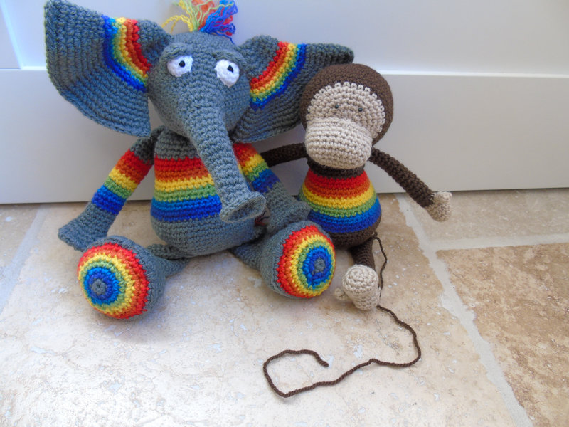 éléphant et singe au crochet