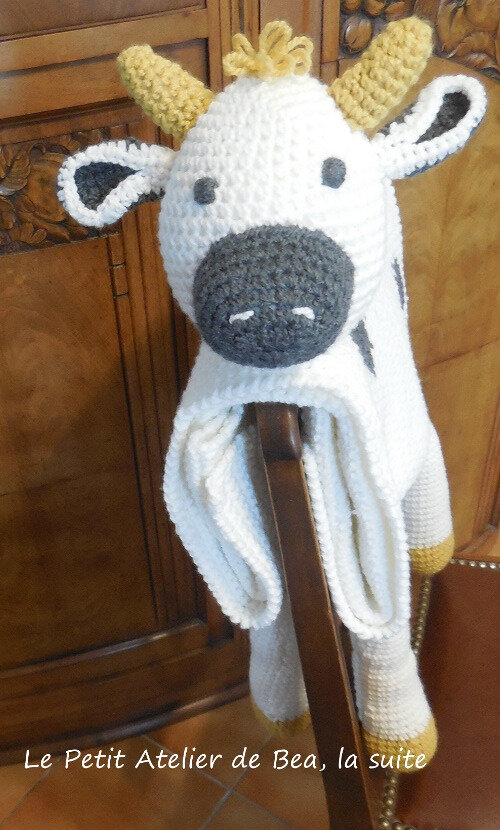 Un Doudou Couverture Vache Au Crochet Le Petit Atelier De Bea La Suite