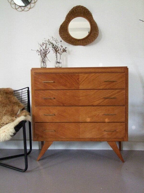 Commode vintage pieds compas