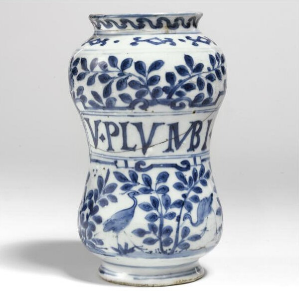 A rare blue and white drug jar, late Ming dynasty