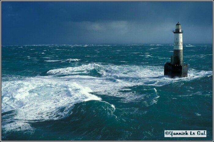 Phare Ar Men Finistere L Enfer Des Enfers Une Entreprise Titanesque Mosaiques De Lectures Et D Images