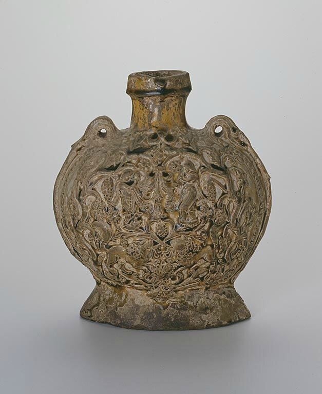 Pilgrim Flask (Bian Hu), Sui (581-618) or early Tang dynasty (618-907), c