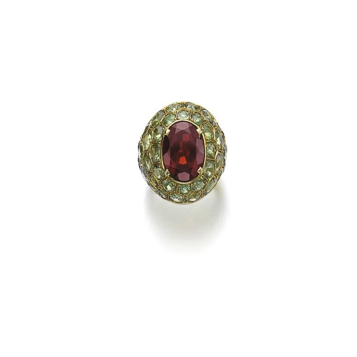 Garnet and peridot ring, Suzanne Belperron, 1974
