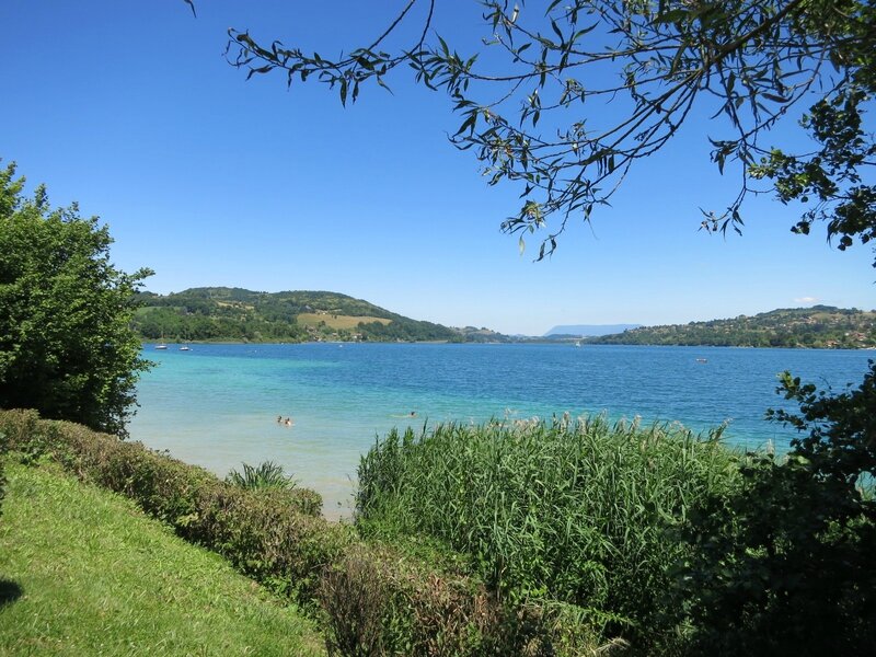Les Chevaliers Paysans De L'an Mil Au Lac De Paladru instantanés #le lac de Paladru - lulu les p'tits pois