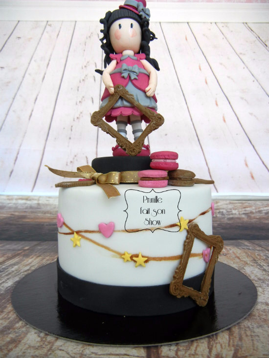 Gateau Poupee Gorjuss En Pate A Sucre Gateau Vegetalien Vegan Cake Design Vegan Red Velvet Speculoos Framboise Prunille Fait Son Show